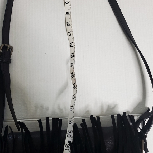 Simply Noelle Leather Fringed Shoulder Bag Black Conceal Weapon Pouch Boho Chic - Picture 6 of 15